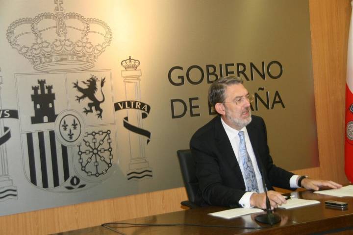Muere el exdelegado del Gobierno Agustín Ibáñez en un accidente de moto en Meruelo