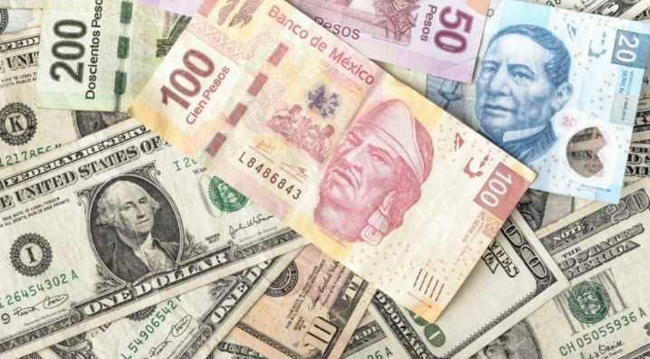 Peso pierde ligeramente en espera de la decisión de política monetaria de la Fed