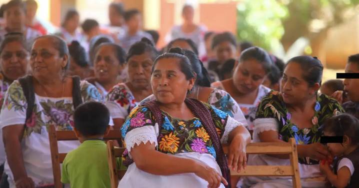 Piden a mujeres luchar por ideales