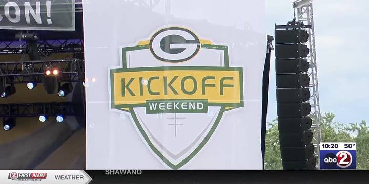 The Black Crowes headline Lambeau Field free concert ahead of home opener
