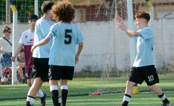 El Sub 15 va por un triunfo para cerrar la fase inicial con puntaje perfecto