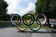 Deadspin | 2026 Olympics allowing Russians to compete as AINs again