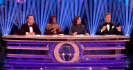 Strictly Come Dancing viewers say 'insane' as major rule change announced during first live show