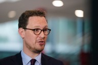 Darren Jones blasts Labour’s ‘sluggish’ progress
