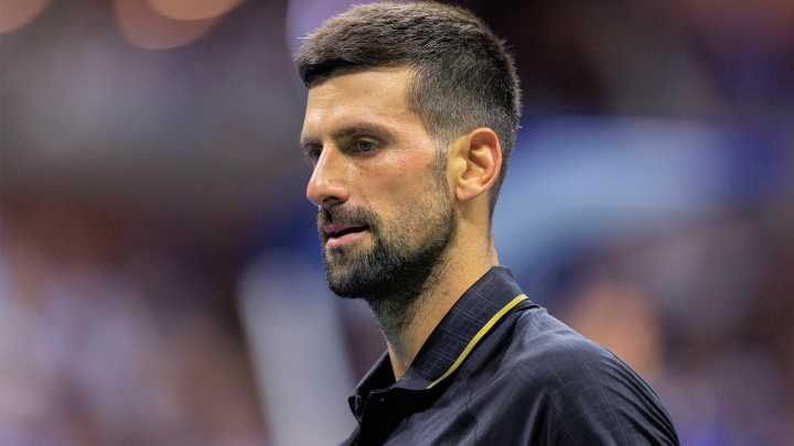 Novak Djokovic se muda a Atenas junto a su familia tras ser tildado de "traidor" por afines al gobierno serbio