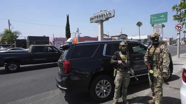 Supreme Court lifts restrictions on LA immigration stops