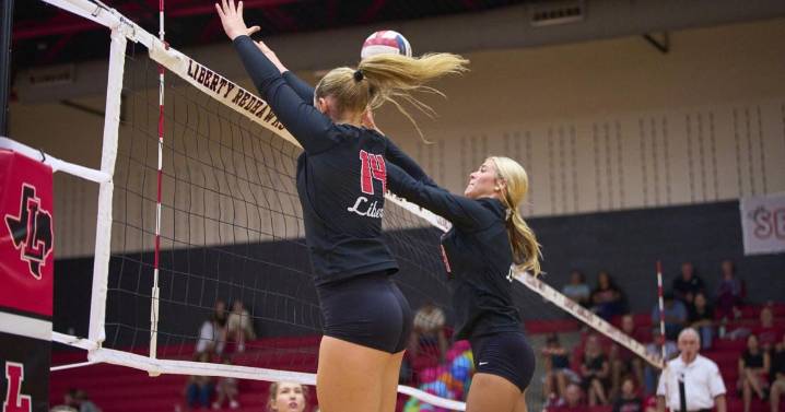 11-5A Volleyball Roundup: Top teams hold serve with victories