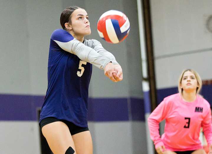 Make it a half-dozen wins to start Mt. Hope girls' volleyball season