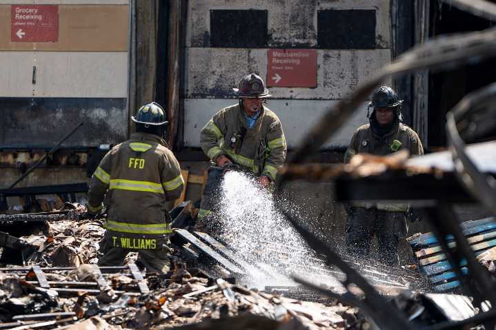Fire at Flint business on East Court Street under investigation