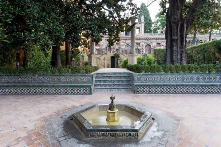 Cierran los jardines del Alcázar y Miraflores tras aparecer ánades muertos