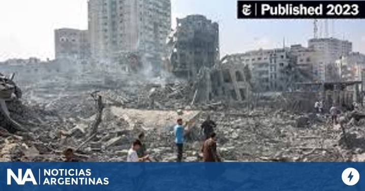 Israel intensifica ataques y cerca de 300.000 personas huyen de Ciudad de Gaza