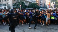 Hinchas del Olympique de Marsella protagonizaron incidentes con la Policía antes del juego contra el Real Madrid en la Champions, video