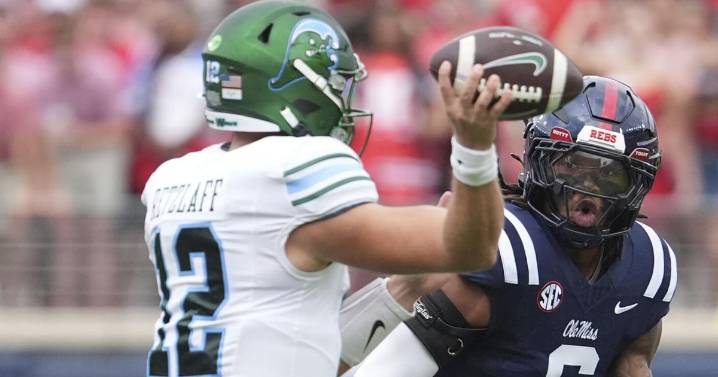 Nothing going: Tulane routed by Ole Miss in game that went from bad to worse