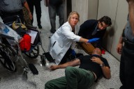 Federal agents grab and shove journalists outside NYC immigration court, sending one to hospital