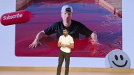 Faltan uno o dos años para que surja un youtuber de IA tan popular como MrBeast, prevé la plataforma