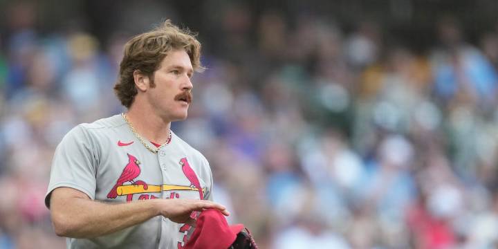 Cardinals finish frustrating trip by beating Brewers 3