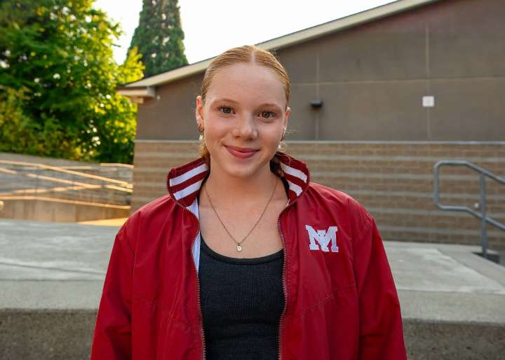 Enge notches an athlete of the week honor
