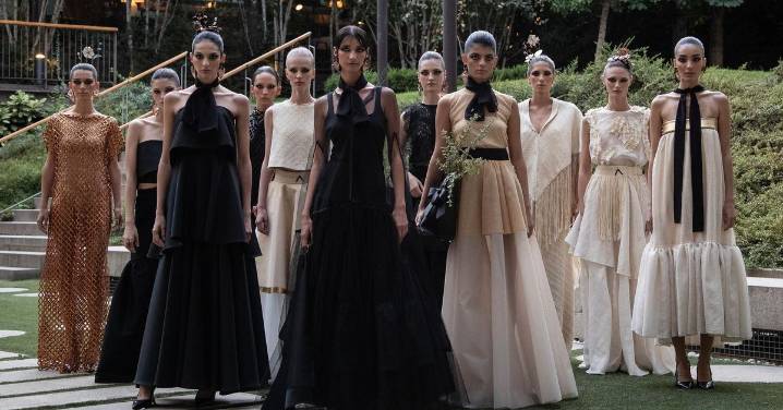 Pilar Dalbat estrena en la Semana de la Moda de Madrid su nueva colección, 'Zambra'