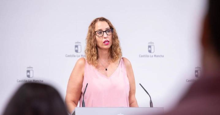 La titular de Sanidad de C-LM dice que el sistema no falla cuando el agresor le quita la pulsera a la víctima