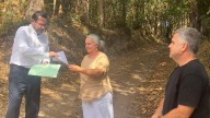 Llanera refuerza la prevención de incendios con desbroces en 132 kilómetros de pistas rurales y la creación de fajas auxiliares cortafuegos