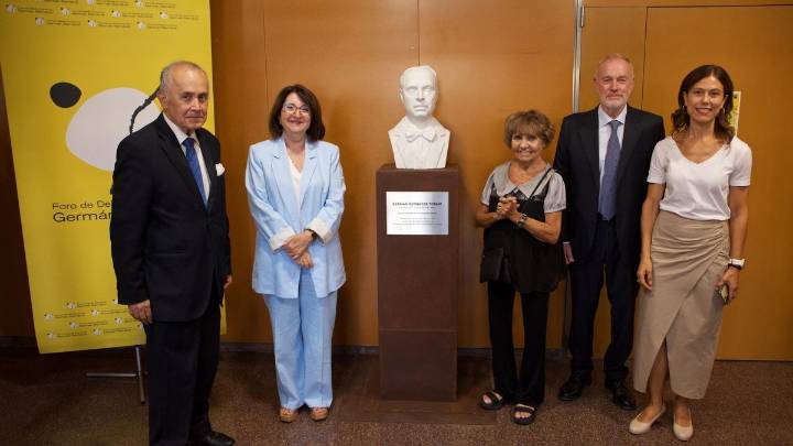 La UA rinde homenaje a Germán Benácer