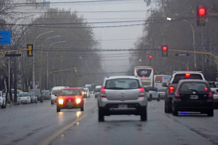 Se mantiene el pronóstico de lluvia y hay doble alerta para el domingo