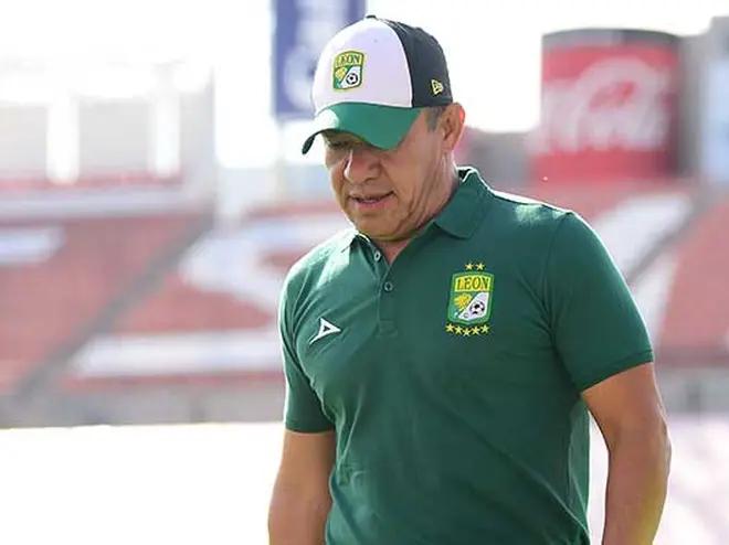 Ignacio Ambriz regresa como entrenador de los Esmeraldas de León