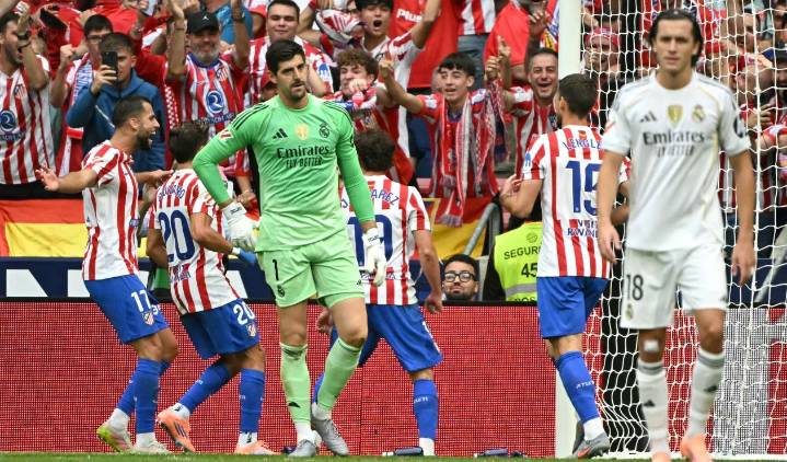 Atlético de Madrid propinó goleada 5-2 al Real Madrid en liga española