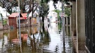 Número no cuantificado de viviendas afectadas en Tequisquiapan; nivel de agua alcanza 80 cms. de alto