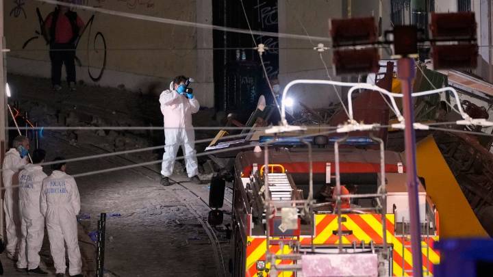 Multiple killed, injured in crash of funicular railway in Lisbon