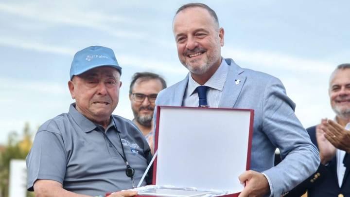 Govern y Cort entregan los premios a la fidelidad del transporte público