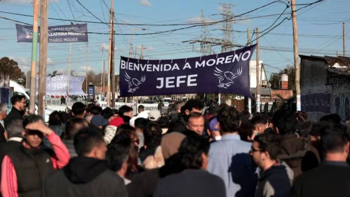El cierre de campaña de Milei en Moreno EN VIVO: minuto a minuto