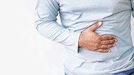 Cáncer de colon: los factores de aparición temprana podrían originarse en la infancia, según estudio