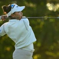 Chanettee takes two-shot lead in LPGA Queen City Championship