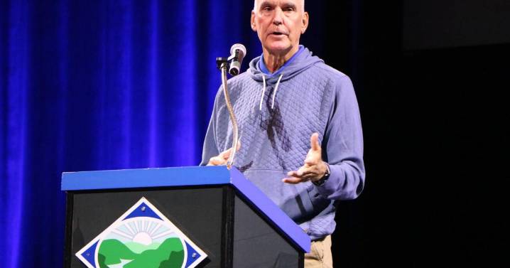 Kentucky basketball Macy passes on stories, philosophies with Chamber crowd