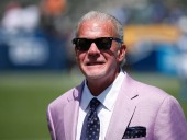 Why Are Colts Carrying Blue Guitar? Significance of Jim Irsay’s Prized Possession Revealed