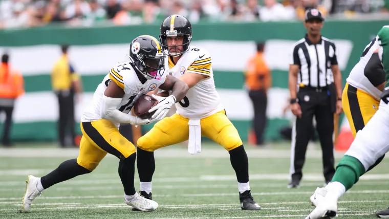 Steelers' Mike Tomlin happy to 'learn while winning' to begin Aaron Rodgers era