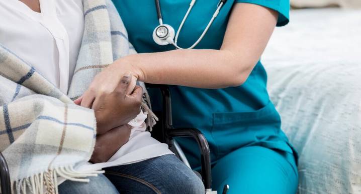 Semáforo Oncológico alerta: seguros contra el cáncer no pueden excluir tratamientos por ley