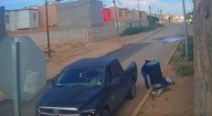Tiró "cochino de la semana" bote de basura completo en Valle del Sol