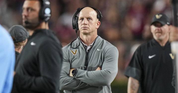 AP Extra Points: Breakthrough win at South Carolina makes No. 20 Commodores hungry for more