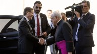 El Papa y el presidente de Israel tratan de rebajar la tensión y volver al diálogo