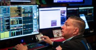 S&P 500 cae por dudas sobre la economía de EE.UU. pese a expectativas de recortes de tasas