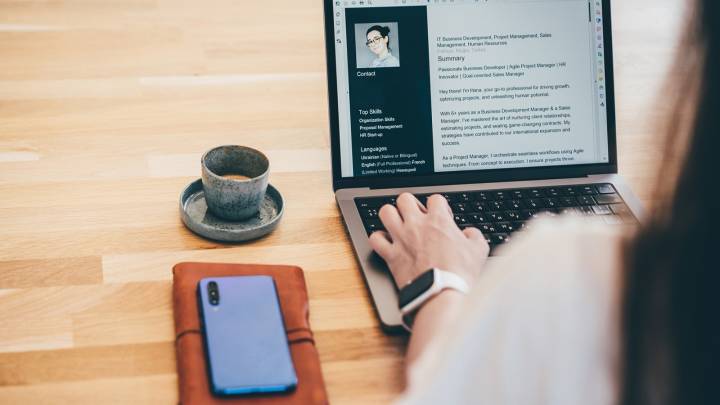 AI for Job Hiring & Applying: Ziprecruiter Tools, Research