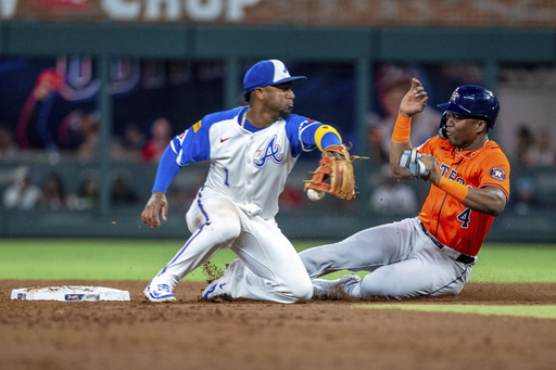 Brown brilla y Walker conecta jonrón de dos carreras para Astros que vencen 6