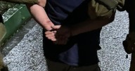 Detienen a dos hombres y un menor por robo con violencia en Parque Forestal