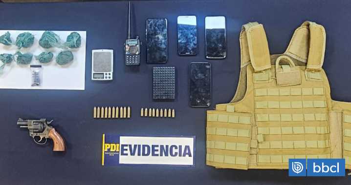 Operativo en Valdivia deja 13 personas detenidas: chaleco antibalas entre especies incautadas