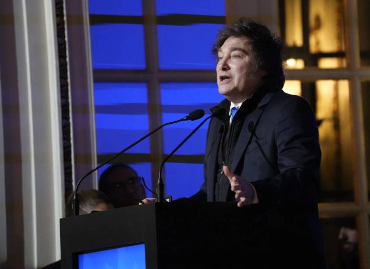 Milei vetó la ley de reparto coparticipable de los ATN y tensiona su relación con los gobernadores