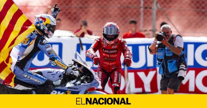 La senyera, protagonista absoluta después de la victoria de Àlex Márquez en Montmeló