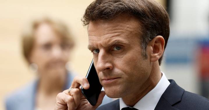 Macron Calls Trump After Getting Stuck Behind His Motorcade