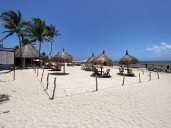 Señalan a restaurante por ‘privatizar’ zona federal marítima en Playa del Carmen